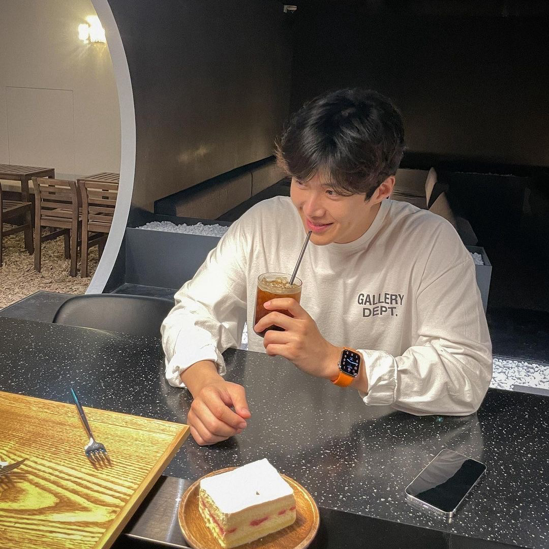 김선호의 최신 사진
