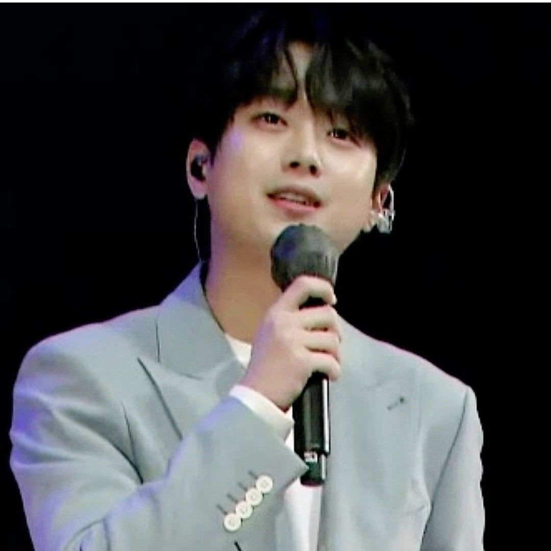 Foto kegiatan terbaru dari Lee Chanwon