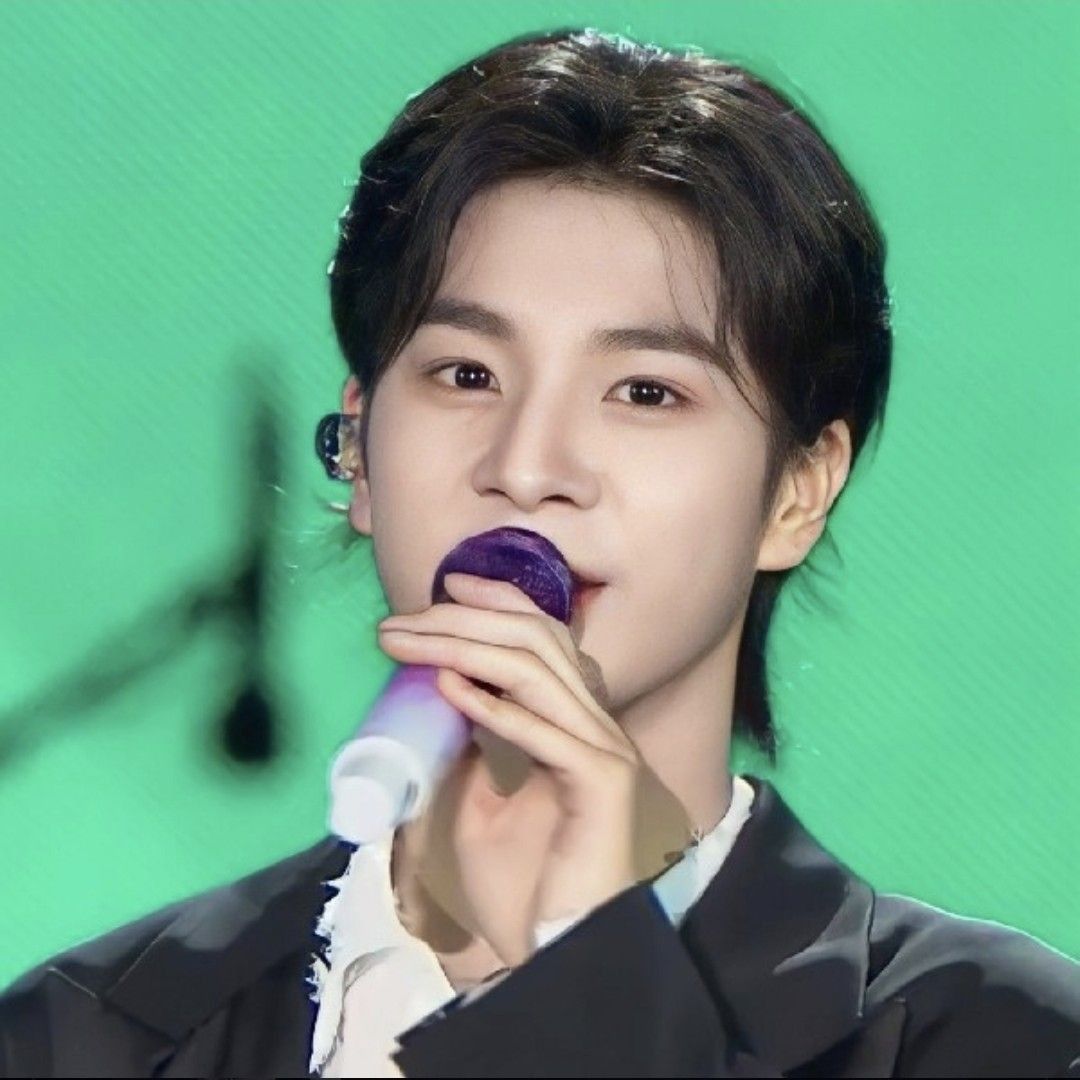 チョン・ドンウォンの最近の活動ショット