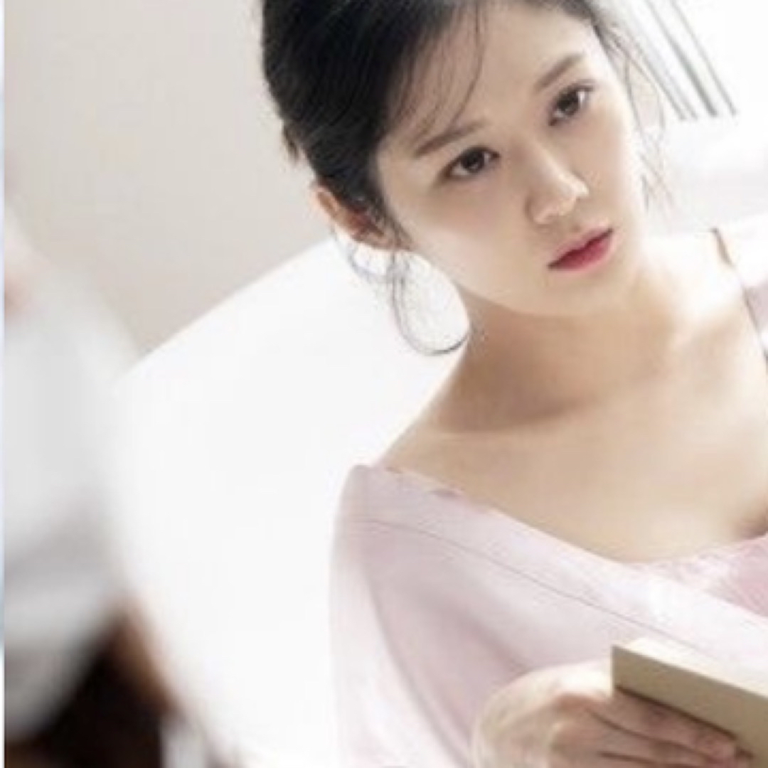 A moment captured by a fan of Jang Nara