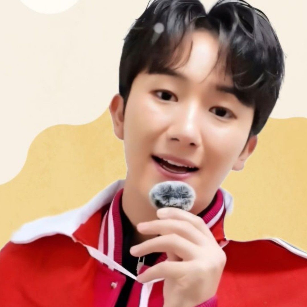 Recent activity shot of Nam Seungmin