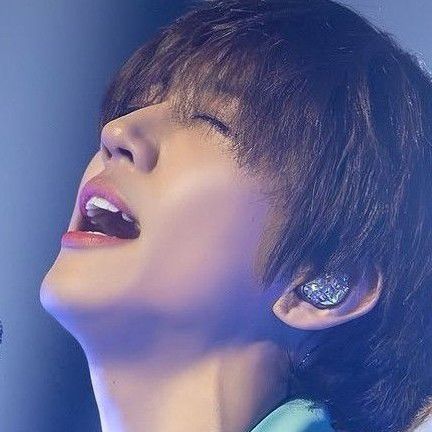 Recent activity shot of Lee Seungyoon