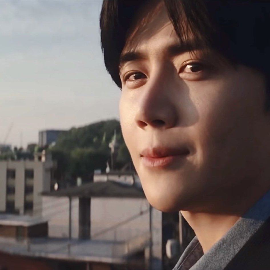 Behind-the-scenes cut of Kim Seonho