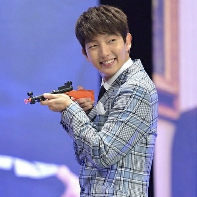 이준기 최근 활동샷