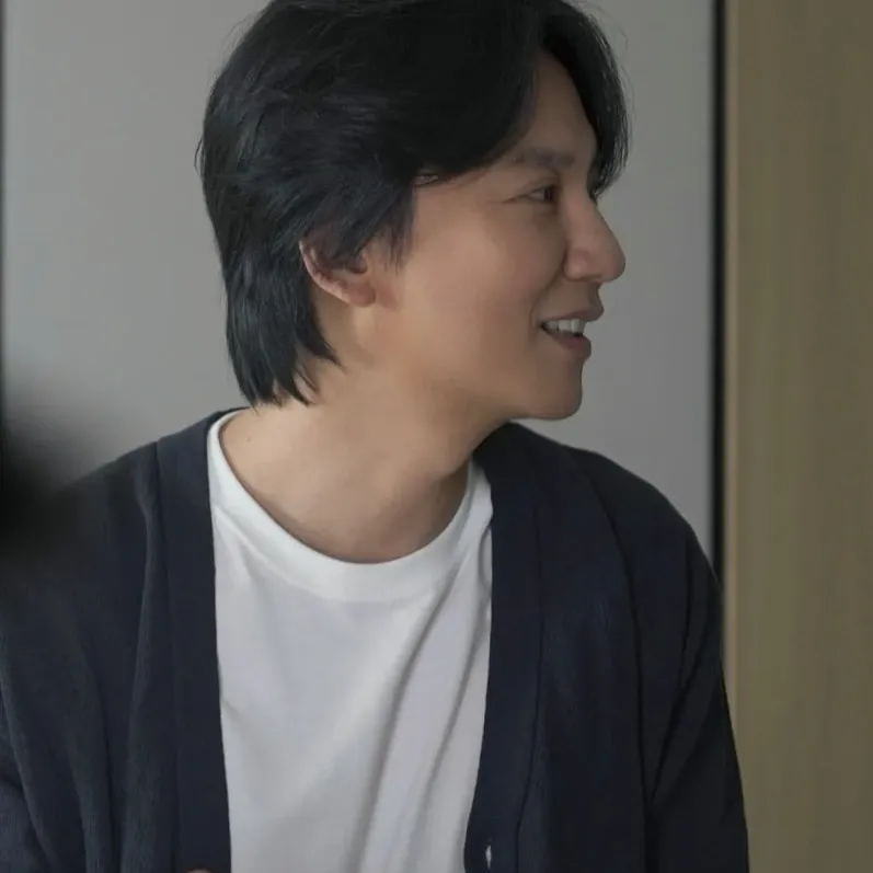 Recent activity shot of Kim Namgil