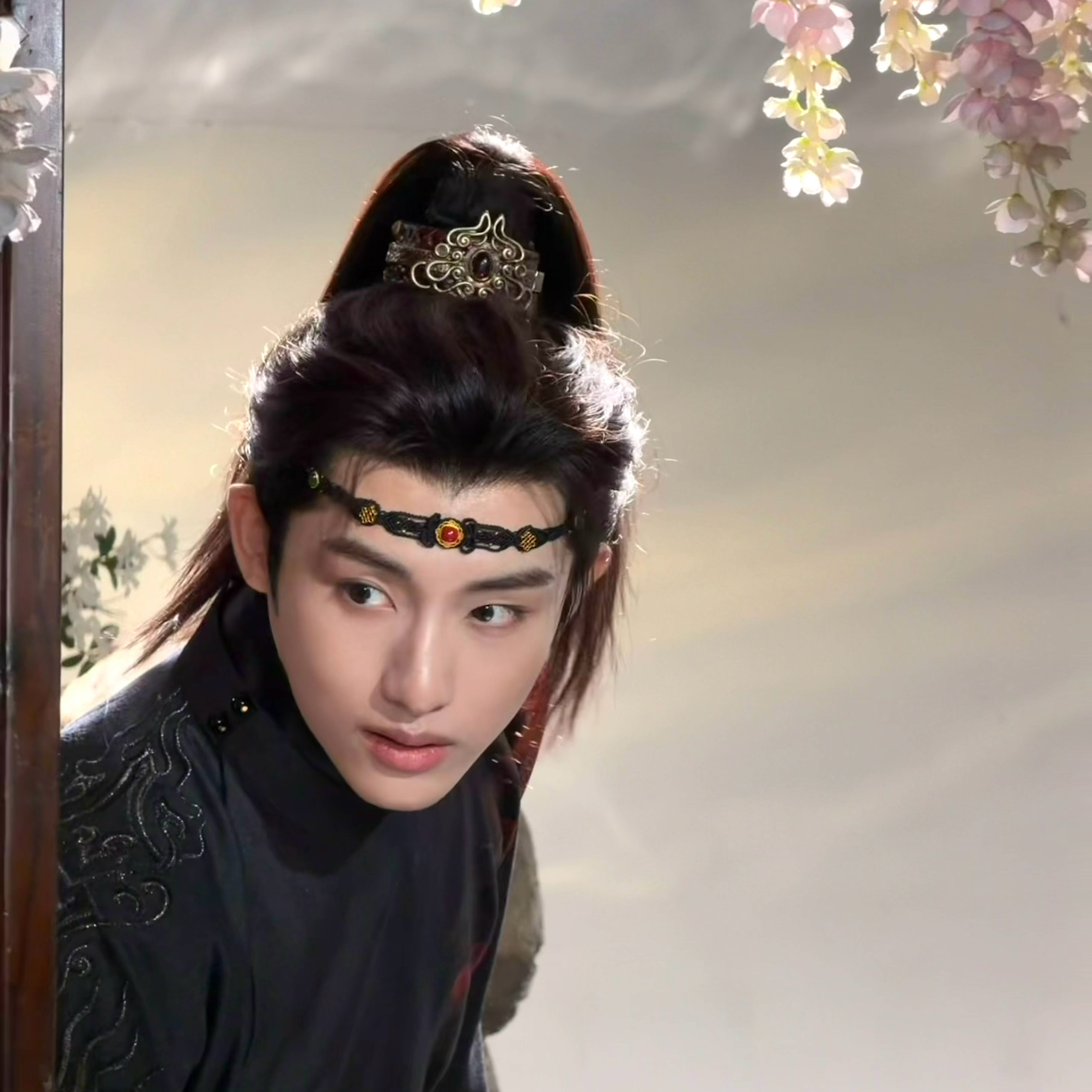 Behind-the-scenes cut of Winwin