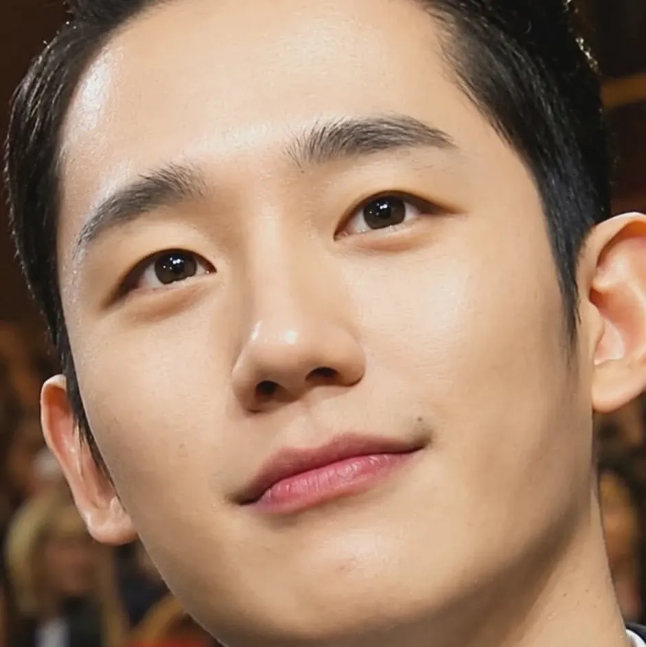 Latest photo of Jung Haein