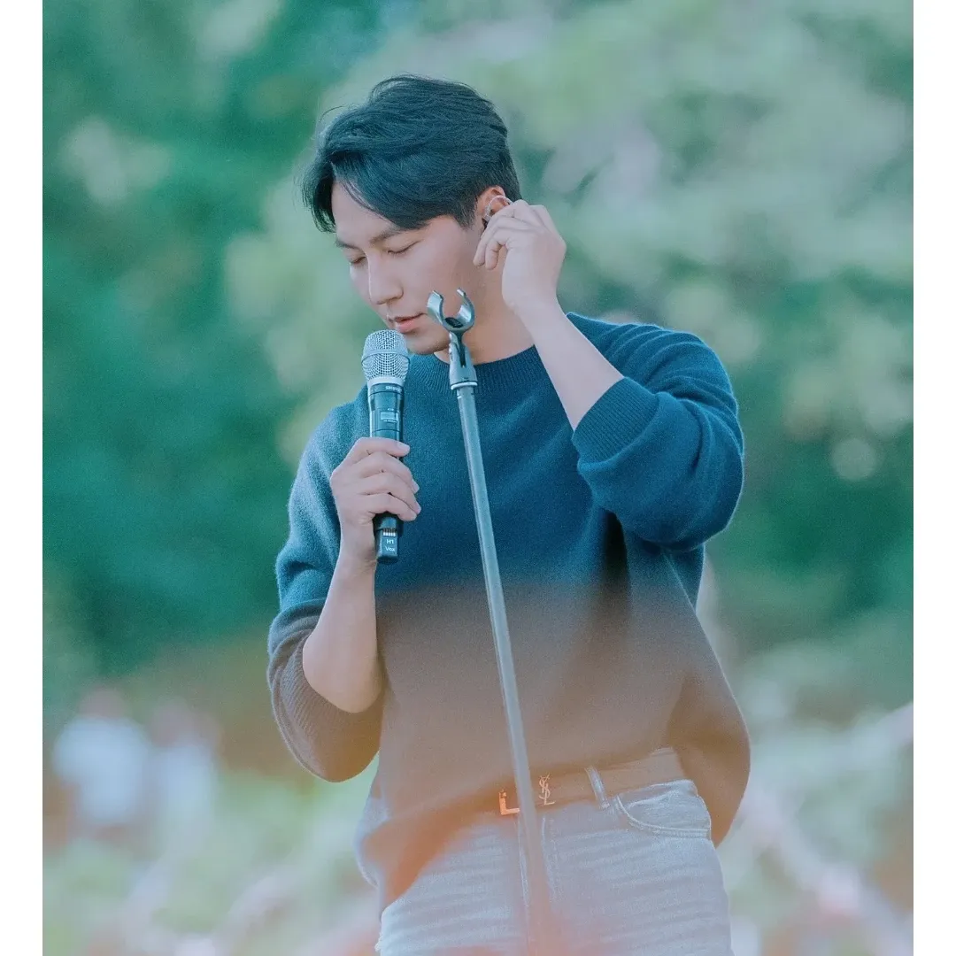 A moment captured by a fan of Kim Namgil