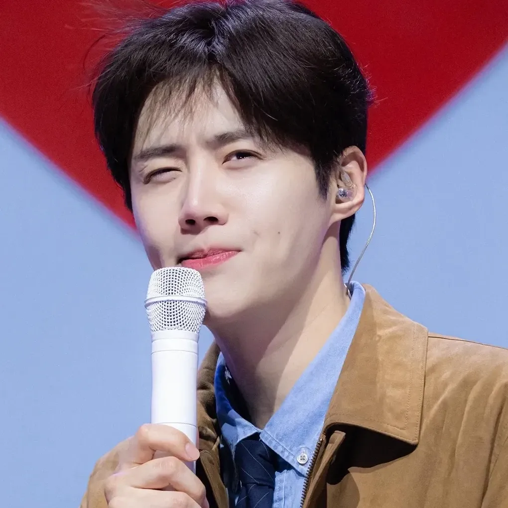 김선호 최근 활동샷