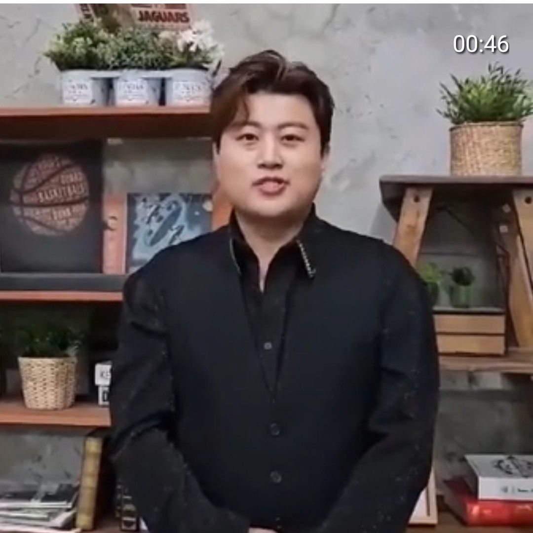 金浩中的最新照片