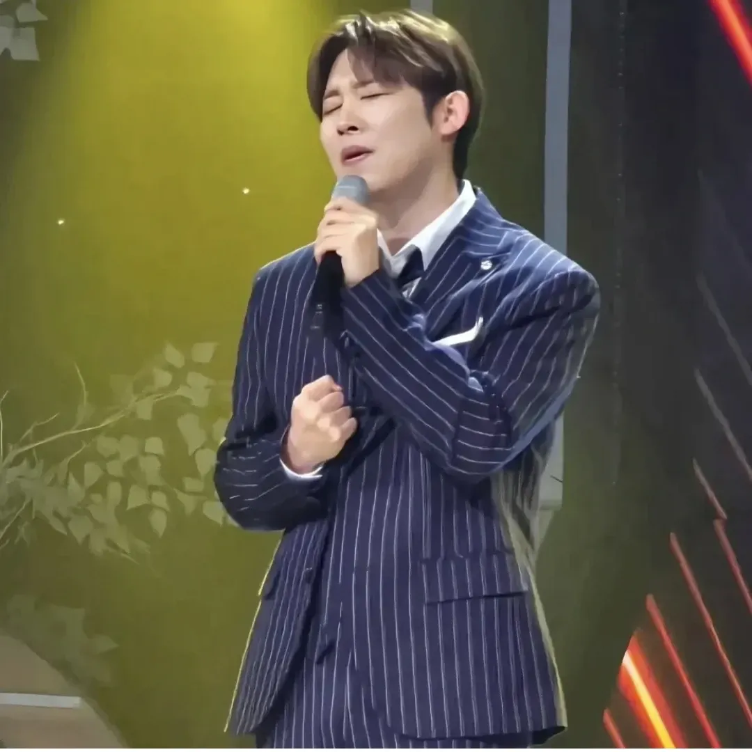 Behind-the-scenes cut of Jinuk
