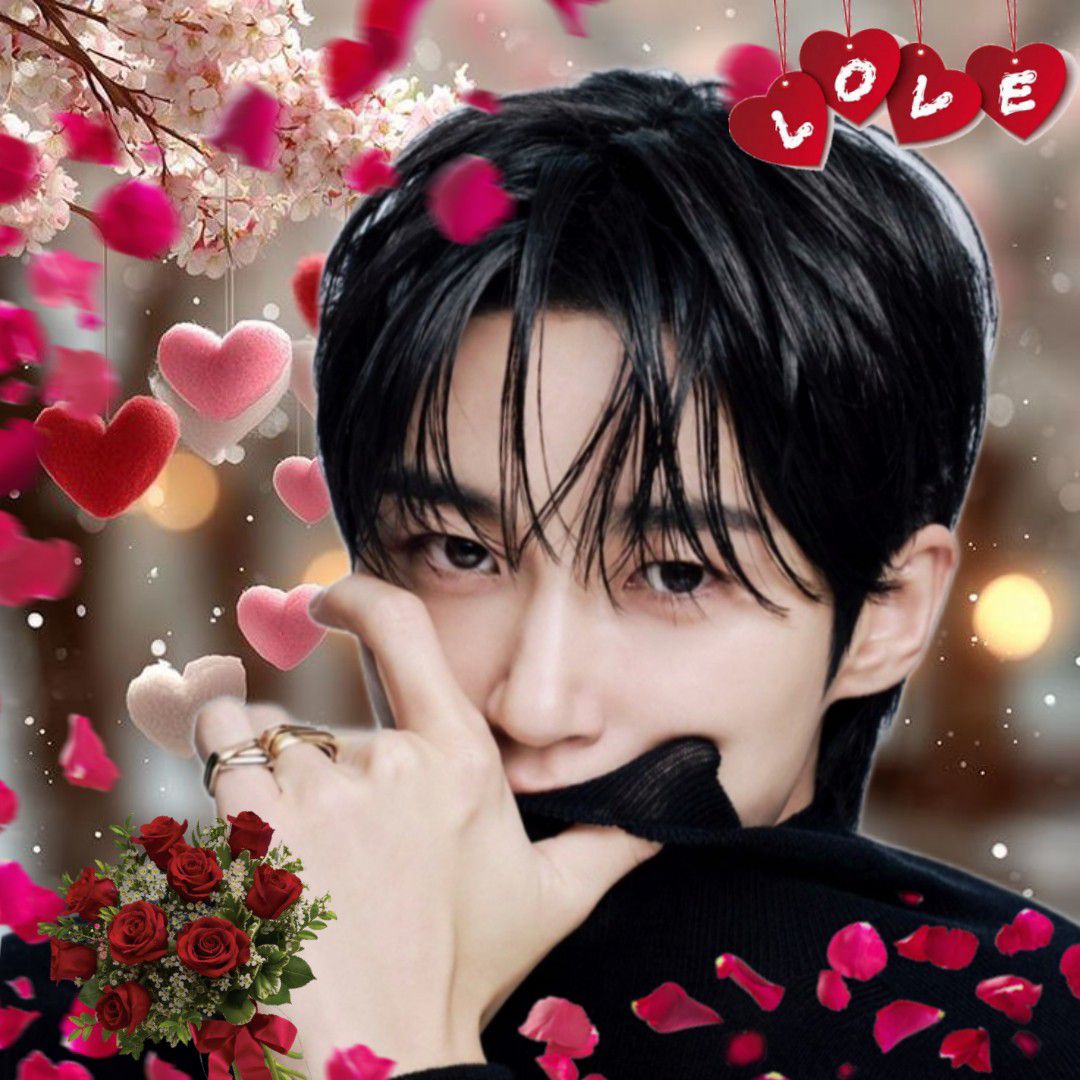 Recent activity shot of Byeon Wooseok