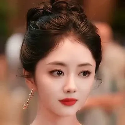 Latest photo of Tan Song Yun