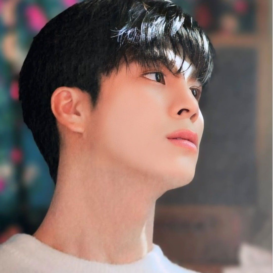 チョン・ドンウォンの最近の活動ショット