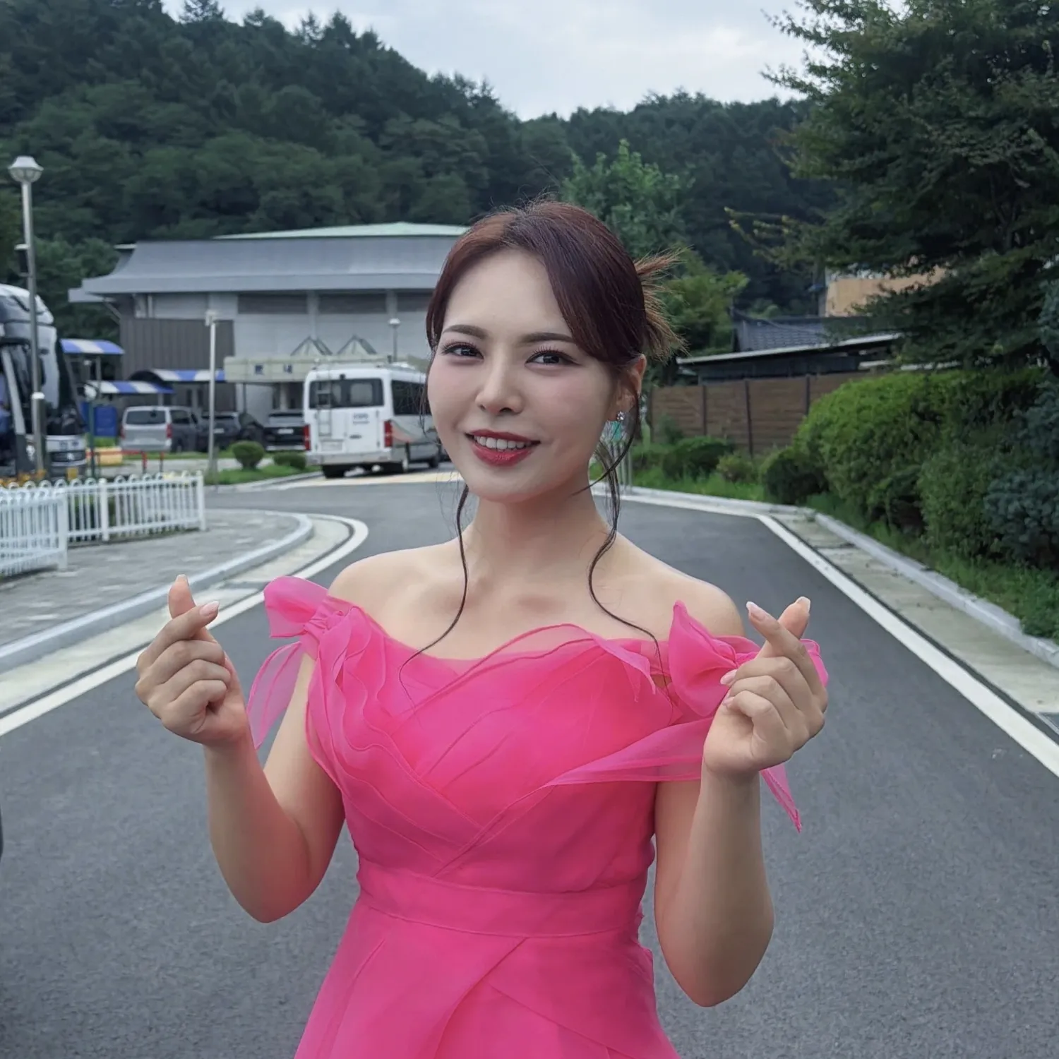 A moment captured by a fan of Miss Kim