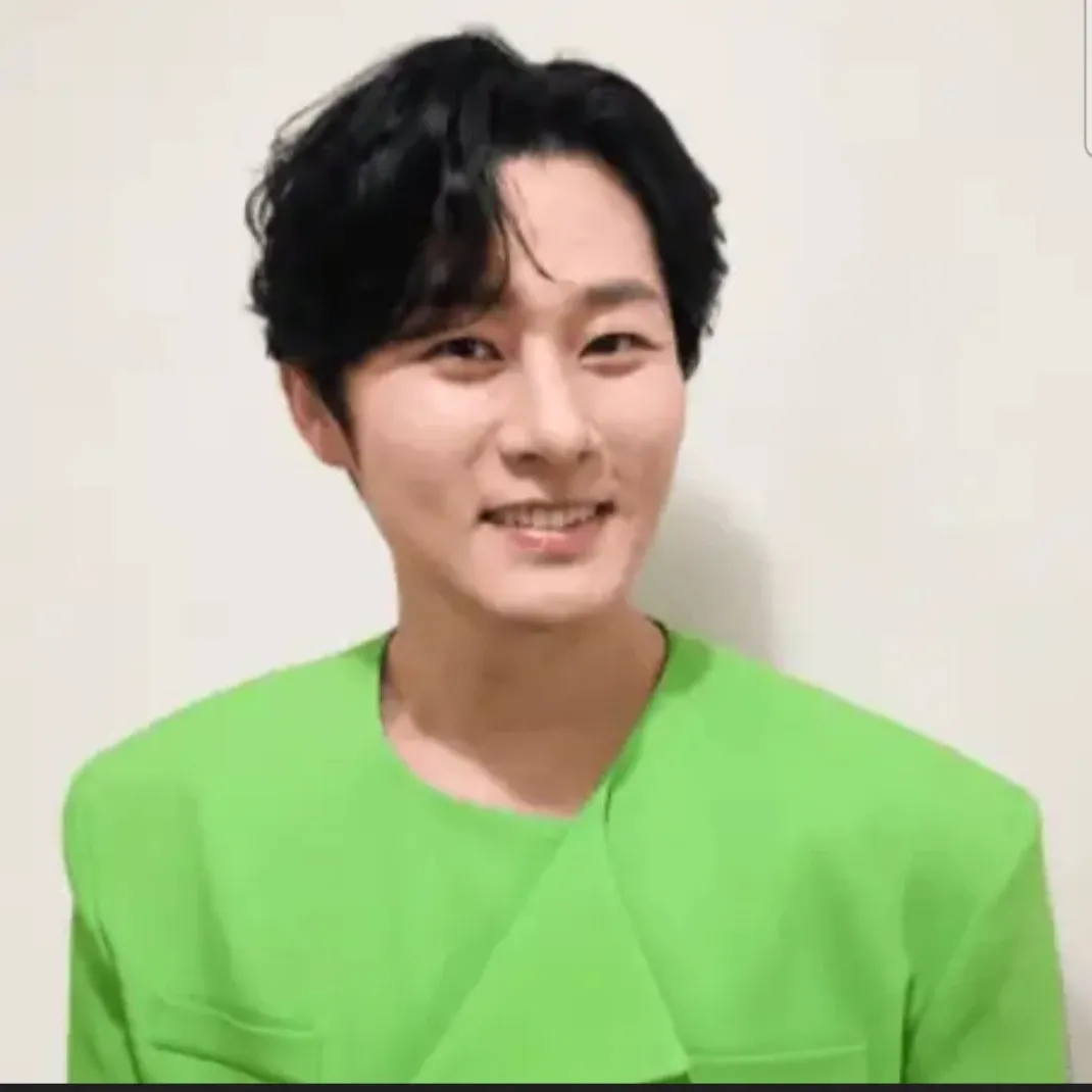 Latest photo of Kang Moonkyung