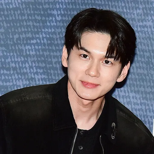 A moment captured by a fan of Ong Seongwu