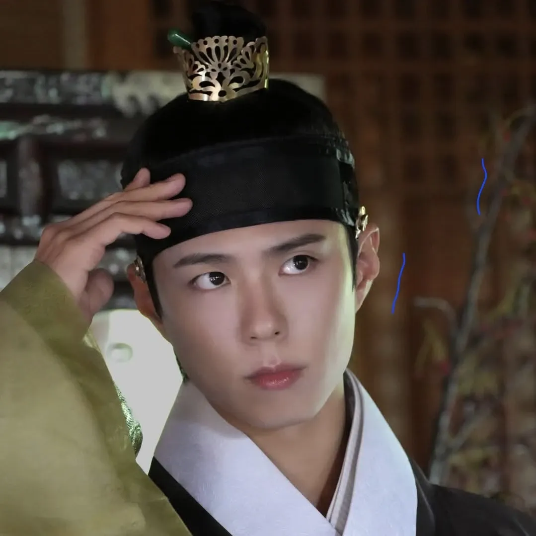 Latest photo of Park Bogum