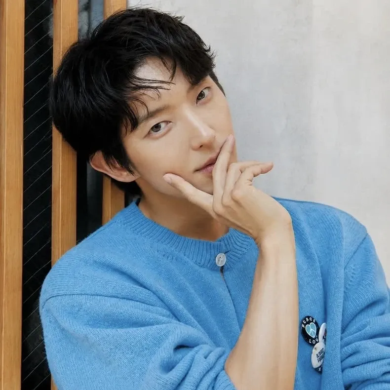 Latest photo of Lee Joongi