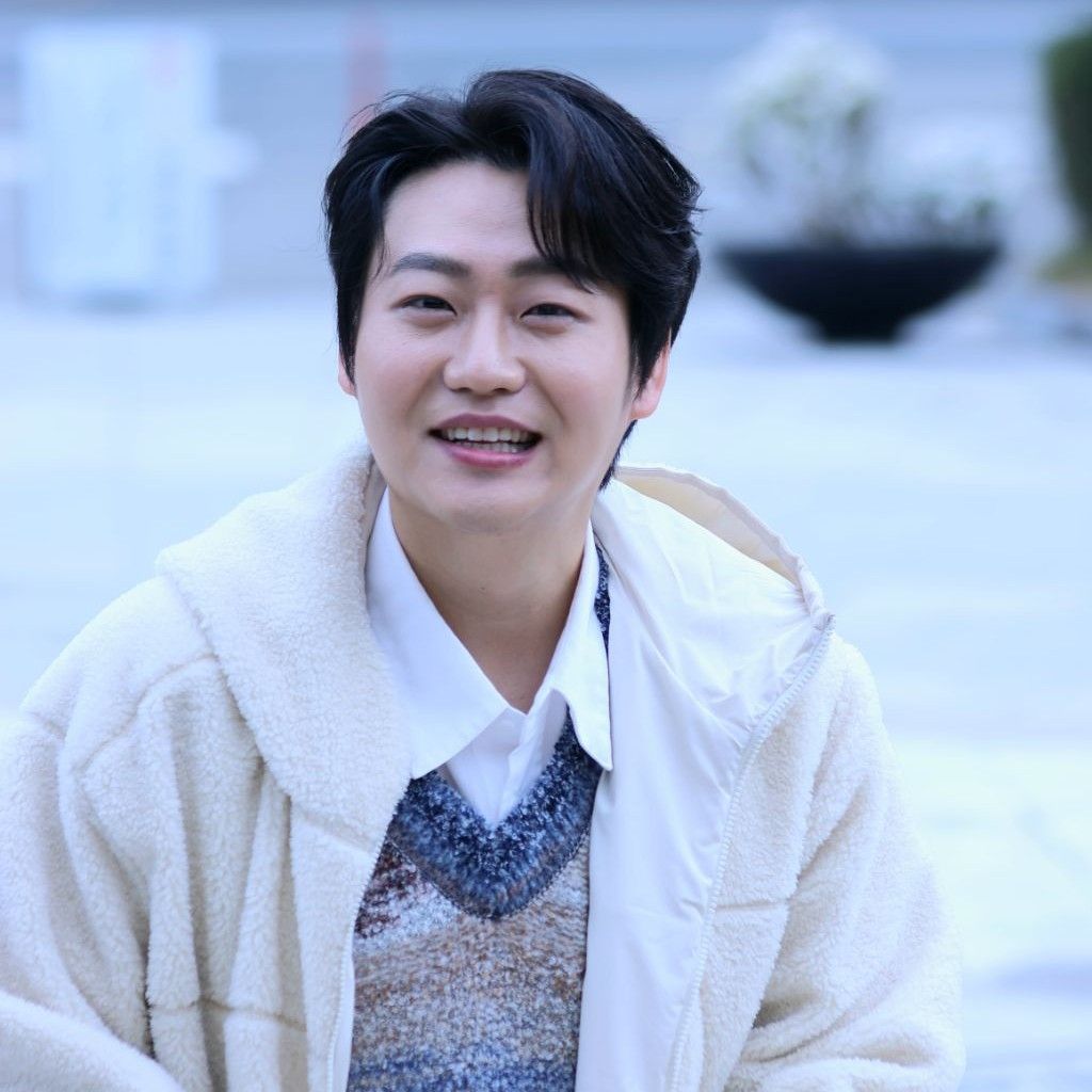 Behind-the-scenes cut of Min Soohyun