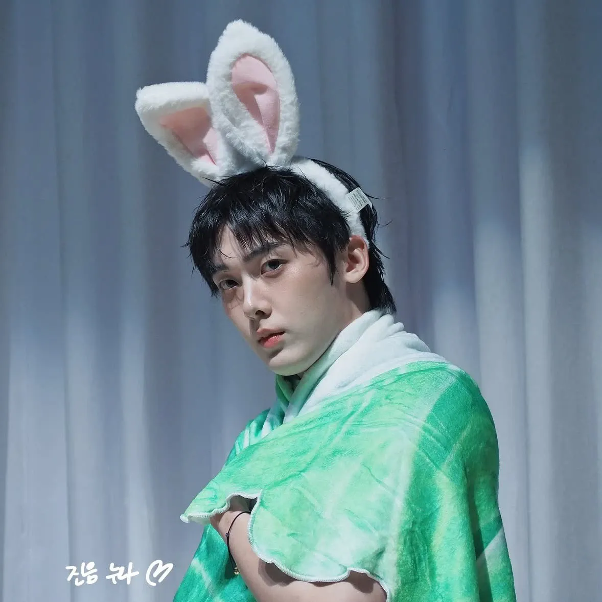 Behind-the-scenes cut of Yoon Sanha