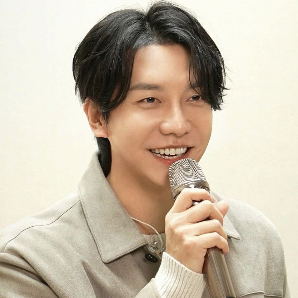 ファンが撮影したイ・スンギの瞬間