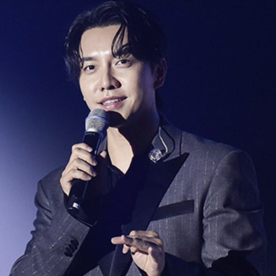 イ・スンギの最新写真