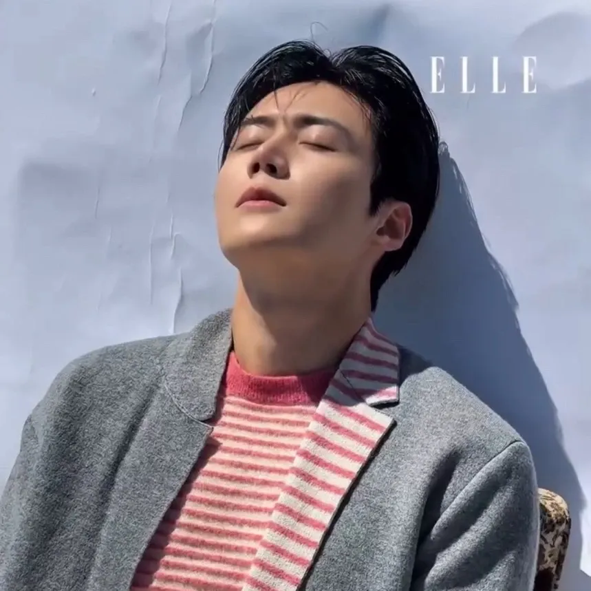 Latest photo of Kim Seonho