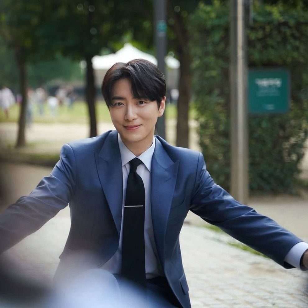 Recent activity shot of Lee Joonhyuk