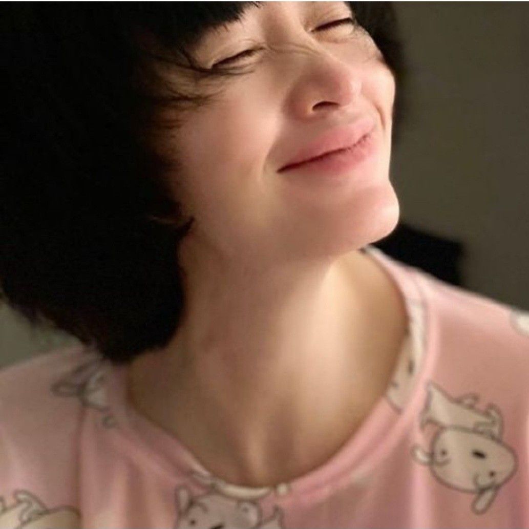 Behind-the-scenes cut of Kim Hyesoo