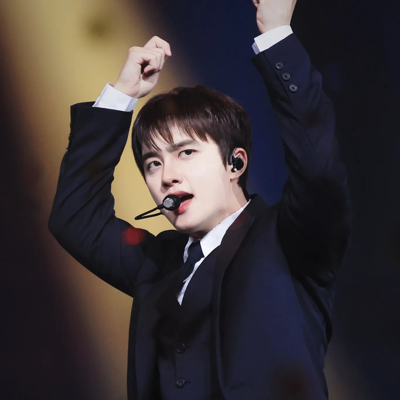 A moment captured by a fan of Doh Kyungsoo (D.O.)