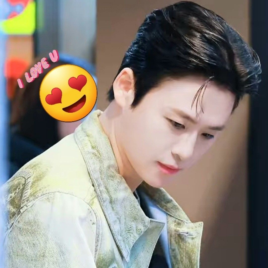 Latest photo of Lee Solomon