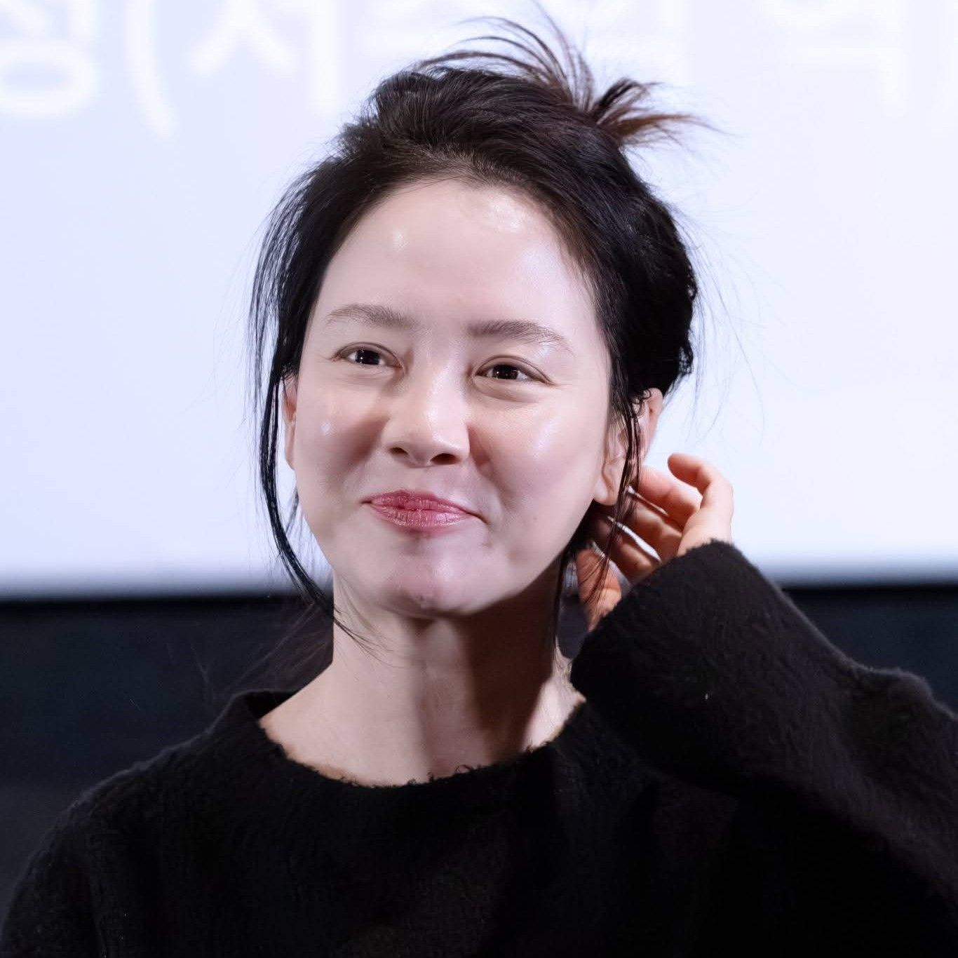 Recent activity shot of Song Jihyo