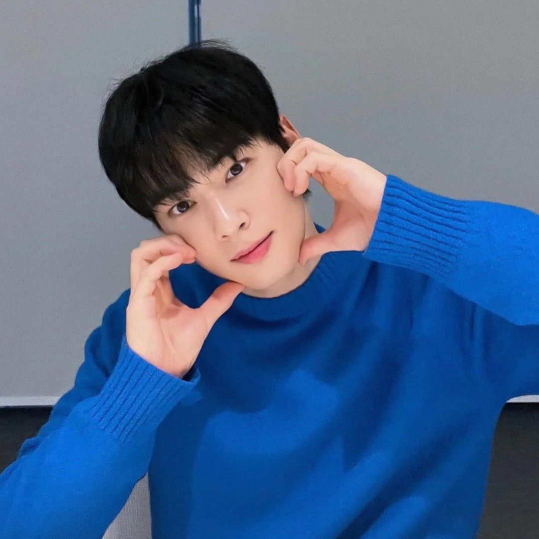 Foto kegiatan terbaru dari Cha Eunwoo