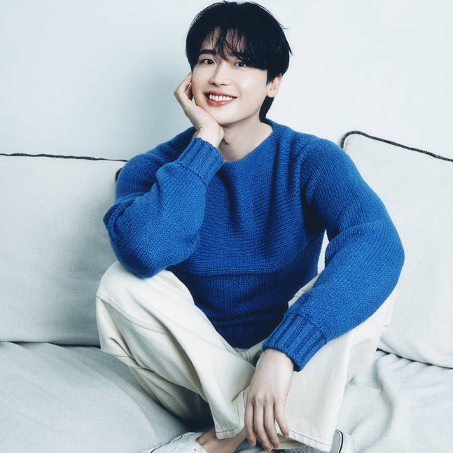 Latest photo of Lee Jongsuk