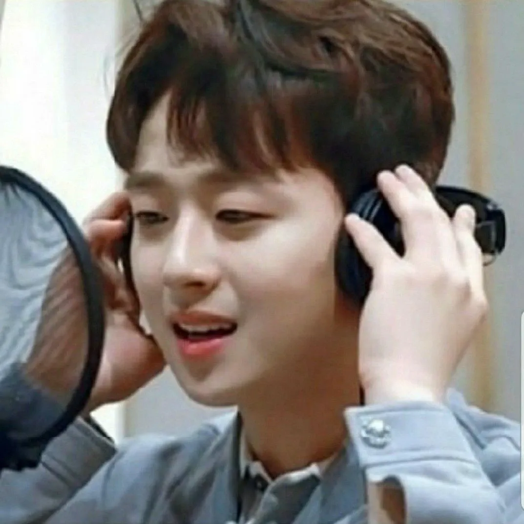 Foto kegiatan terbaru dari Lee Chanwon
