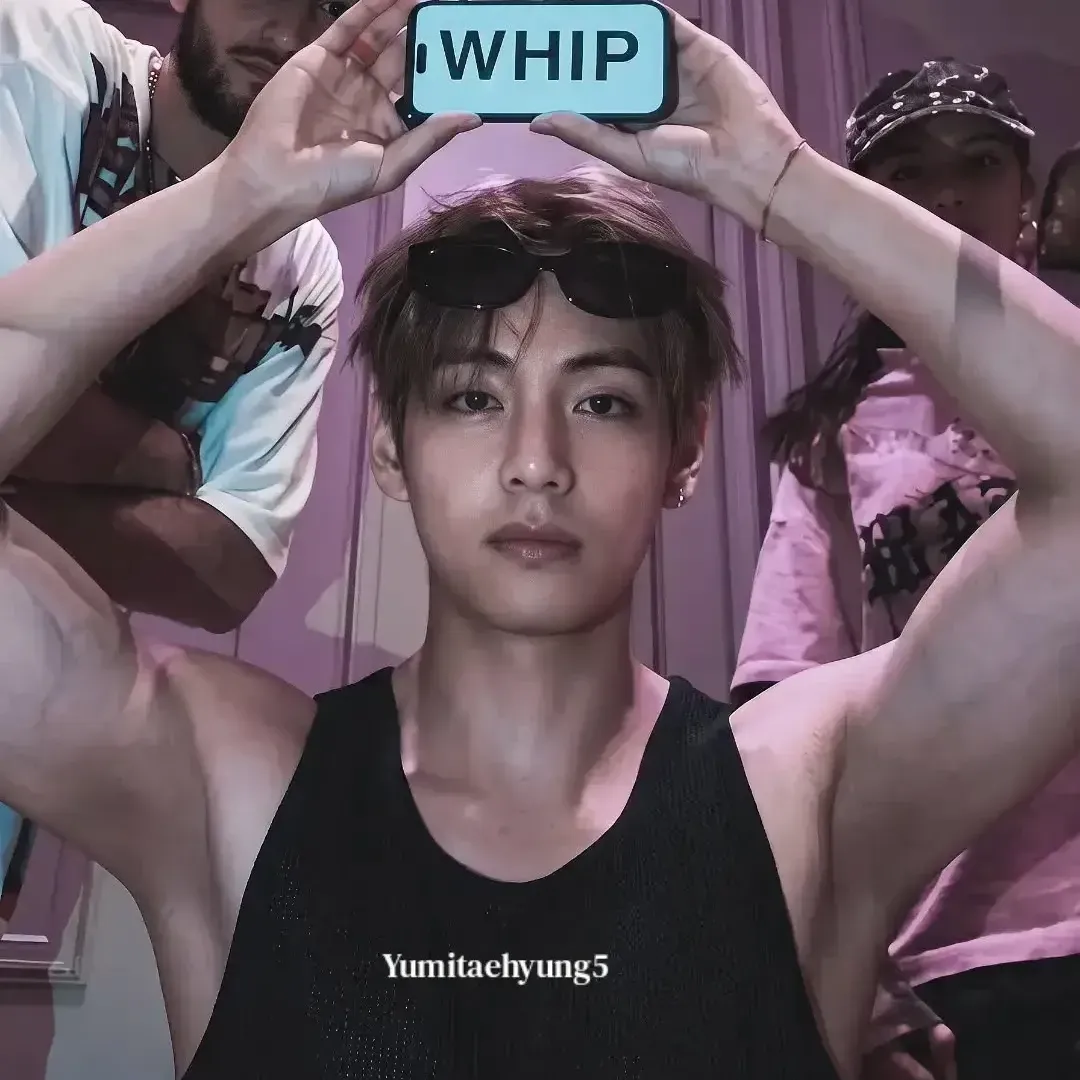 Behind-the-scenes cut of Kim Taehyung (V)