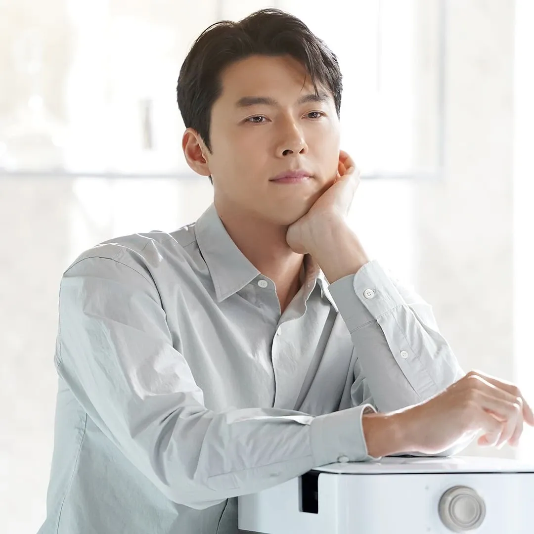 현빈의 최신 사진