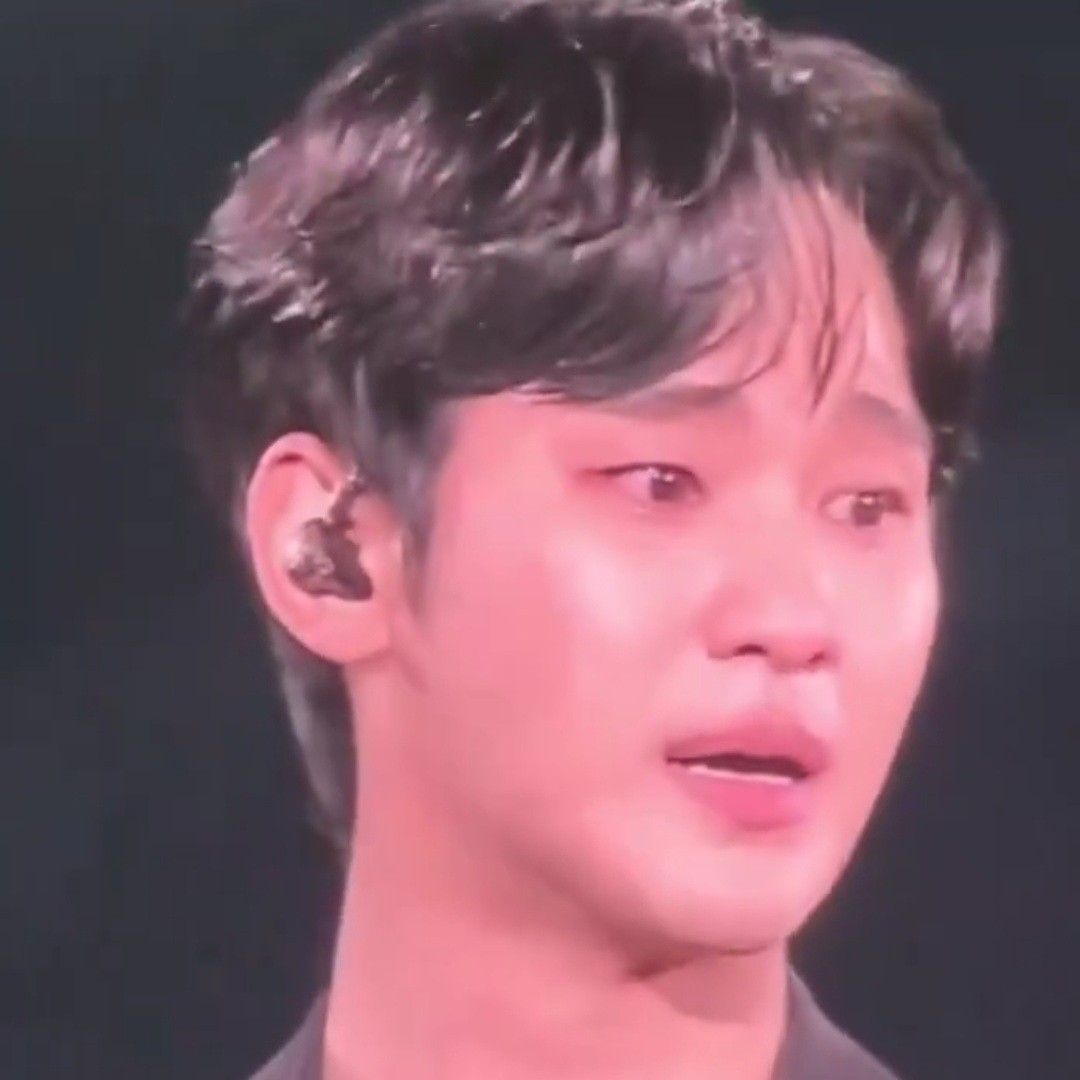 Recent activity shot of Kim Soohyun