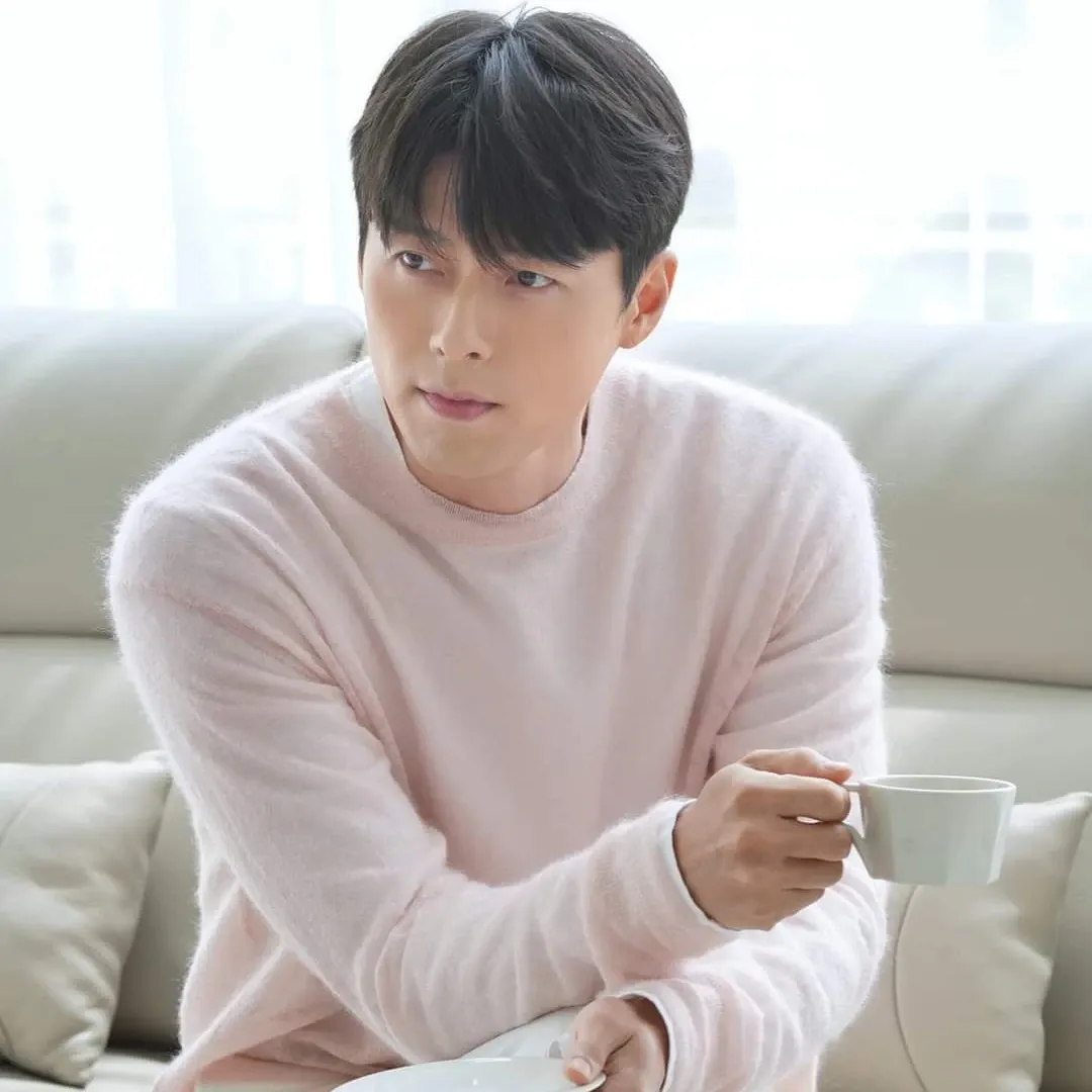 현빈의 최신 사진