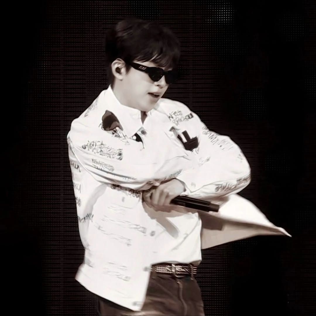 Foto terbaru dari Lim Youngwoong