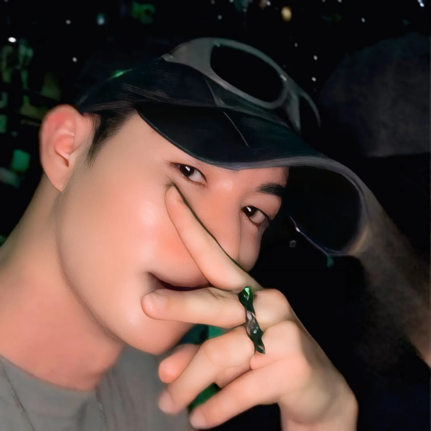 Latest photo of ZeePruk
