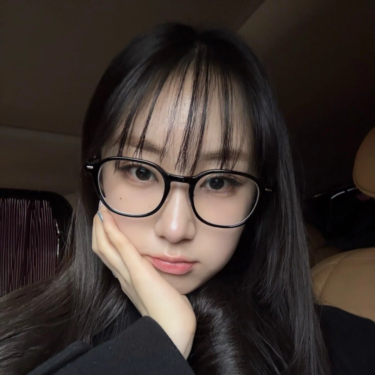 Behind-the-scenes cut of Jeon Yujin