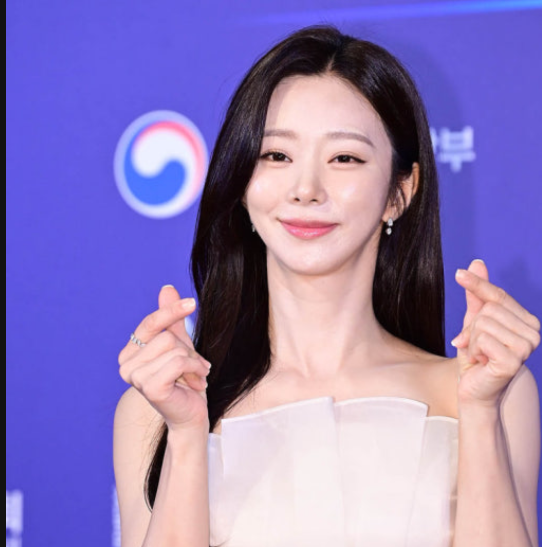 Recent activity shot of Lee Joobeen