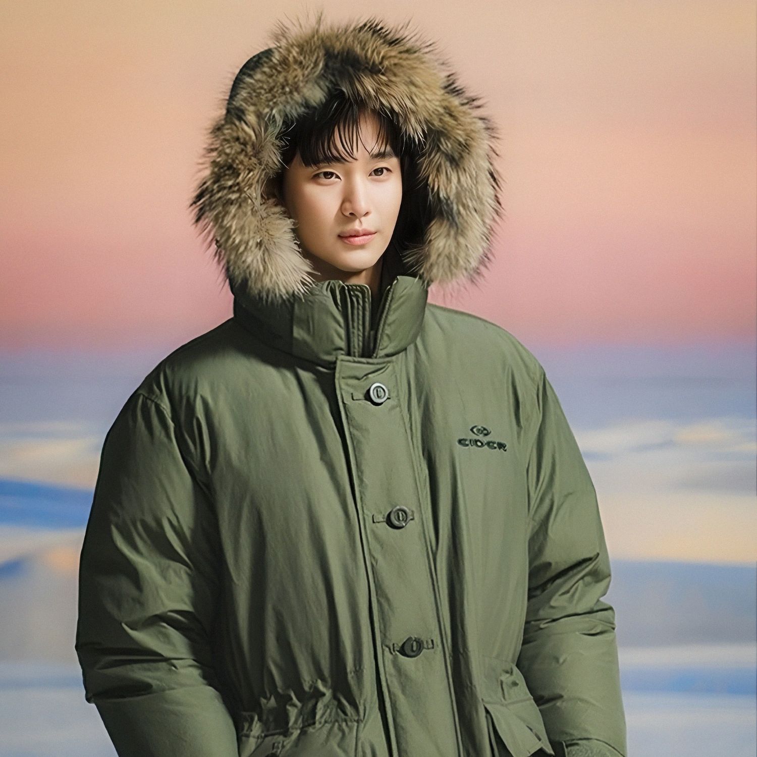 金秀賢的最新照片