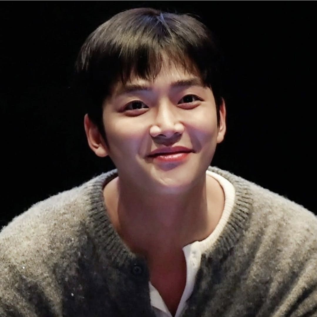 로운 최근 활동샷