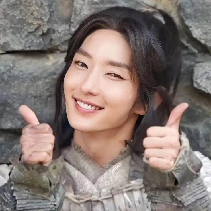 이준기 최근 활동샷