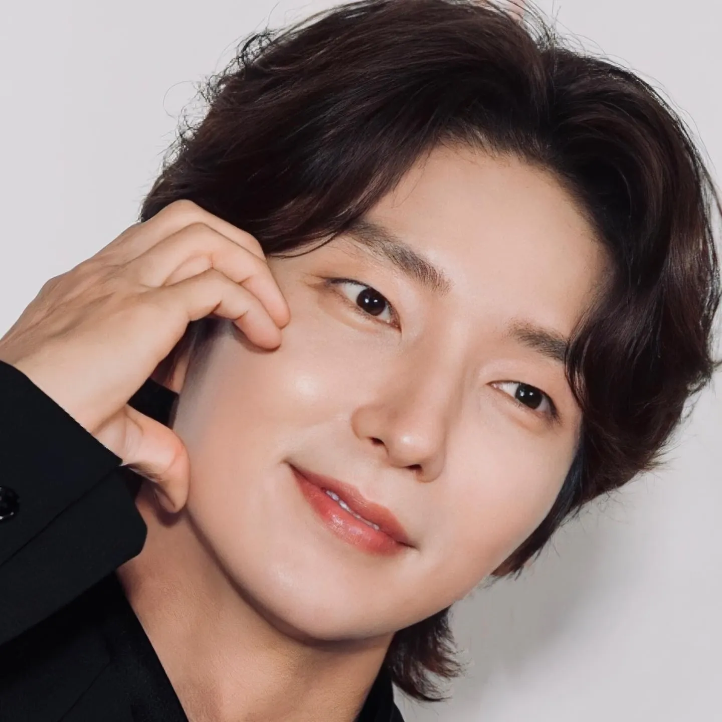 Behind-the-scenes cut of Lee Joongi