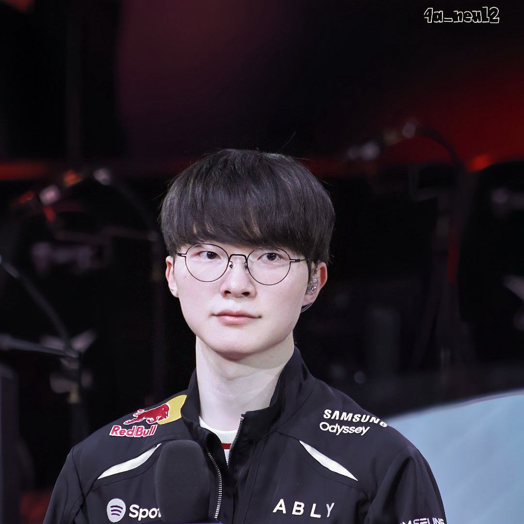 Latest photo of Faker
