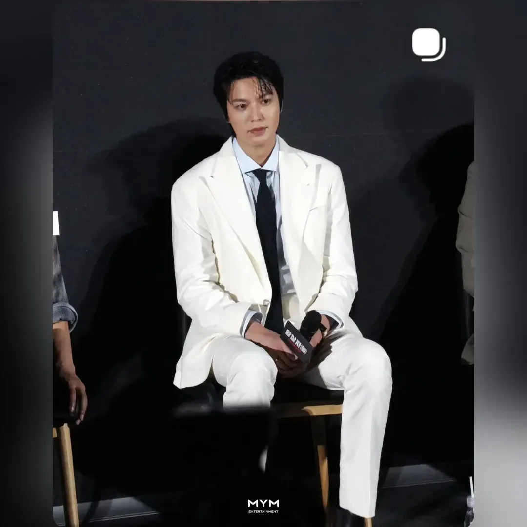 Behind-the-scenes cut of Lee Minho